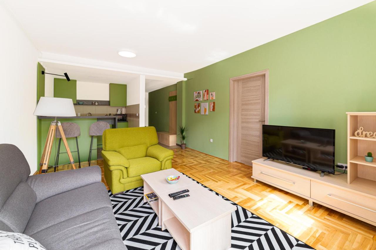 Djokic Apartments Kragujevac Ngoại thất bức ảnh