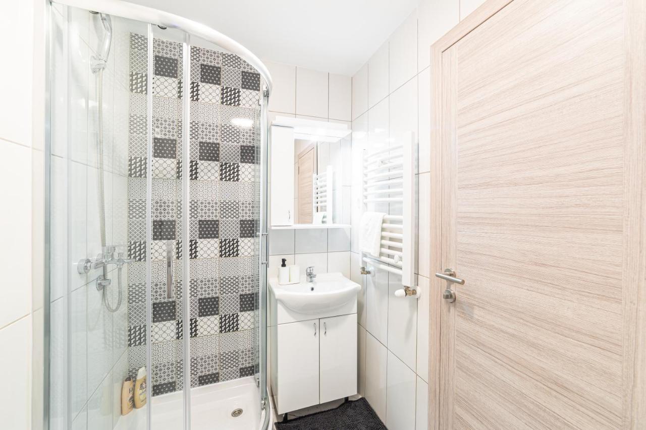 Djokic Apartments Kragujevac Ngoại thất bức ảnh